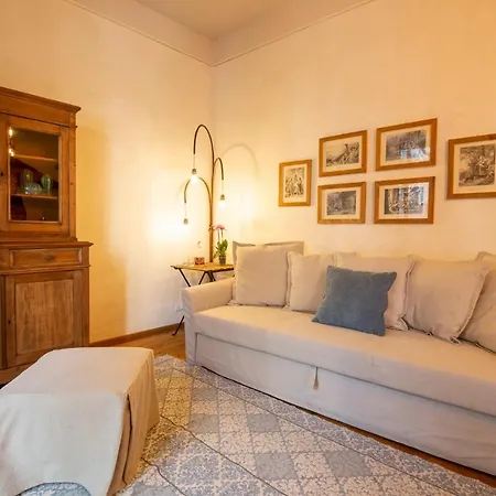 Gombito 4 Alta Apartment